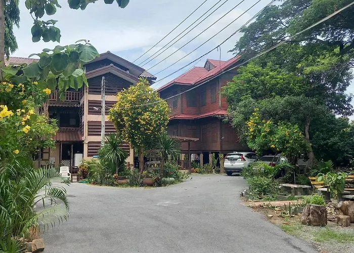 Baan Lotus Guest House